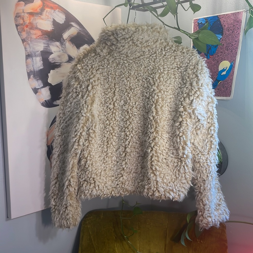 Anthropologie Sherpa zip up jacket. Size M or L - Picture 3 of 5
